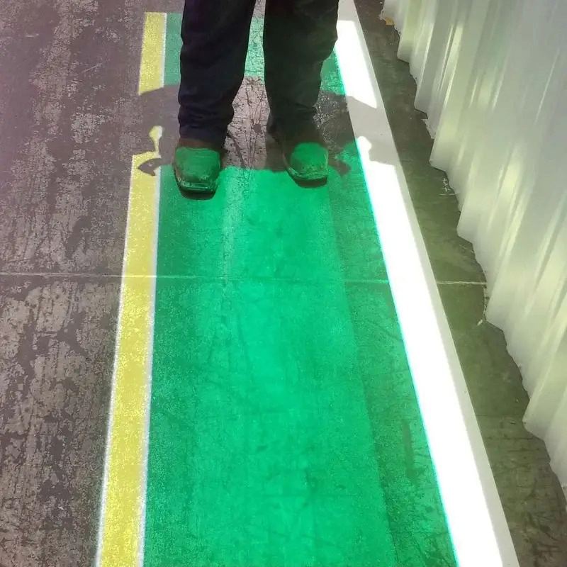 Projected straight pedestrian walkway